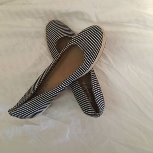 American Eagle Wedges